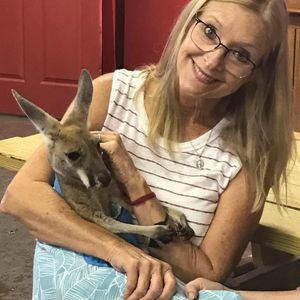 Meet your Posher, Debbie